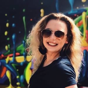 Meet your Posher, Yanina